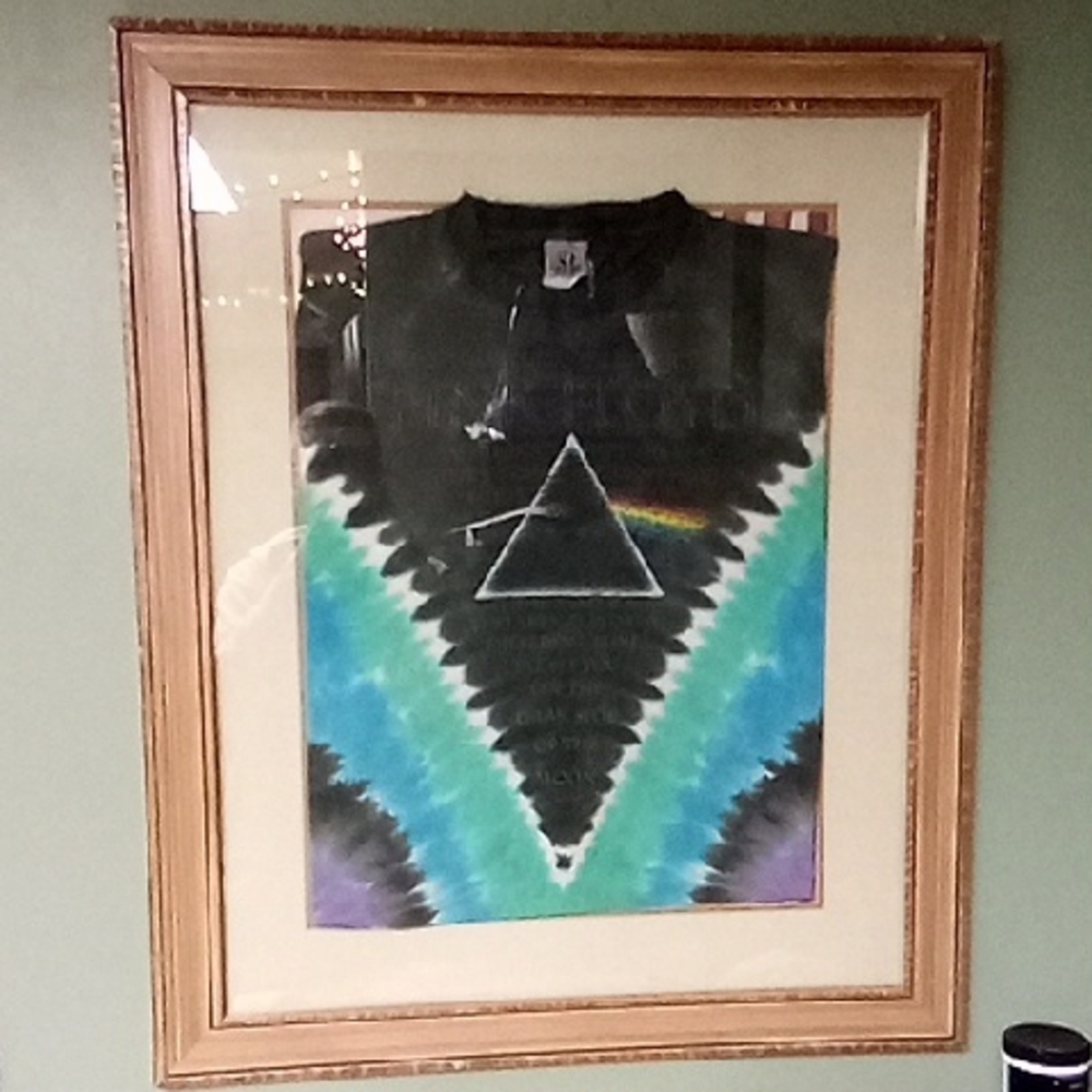 Liquid Blue Pink Floyd Dark Side Of The Moon Black and Blue Short Sleeve Tee